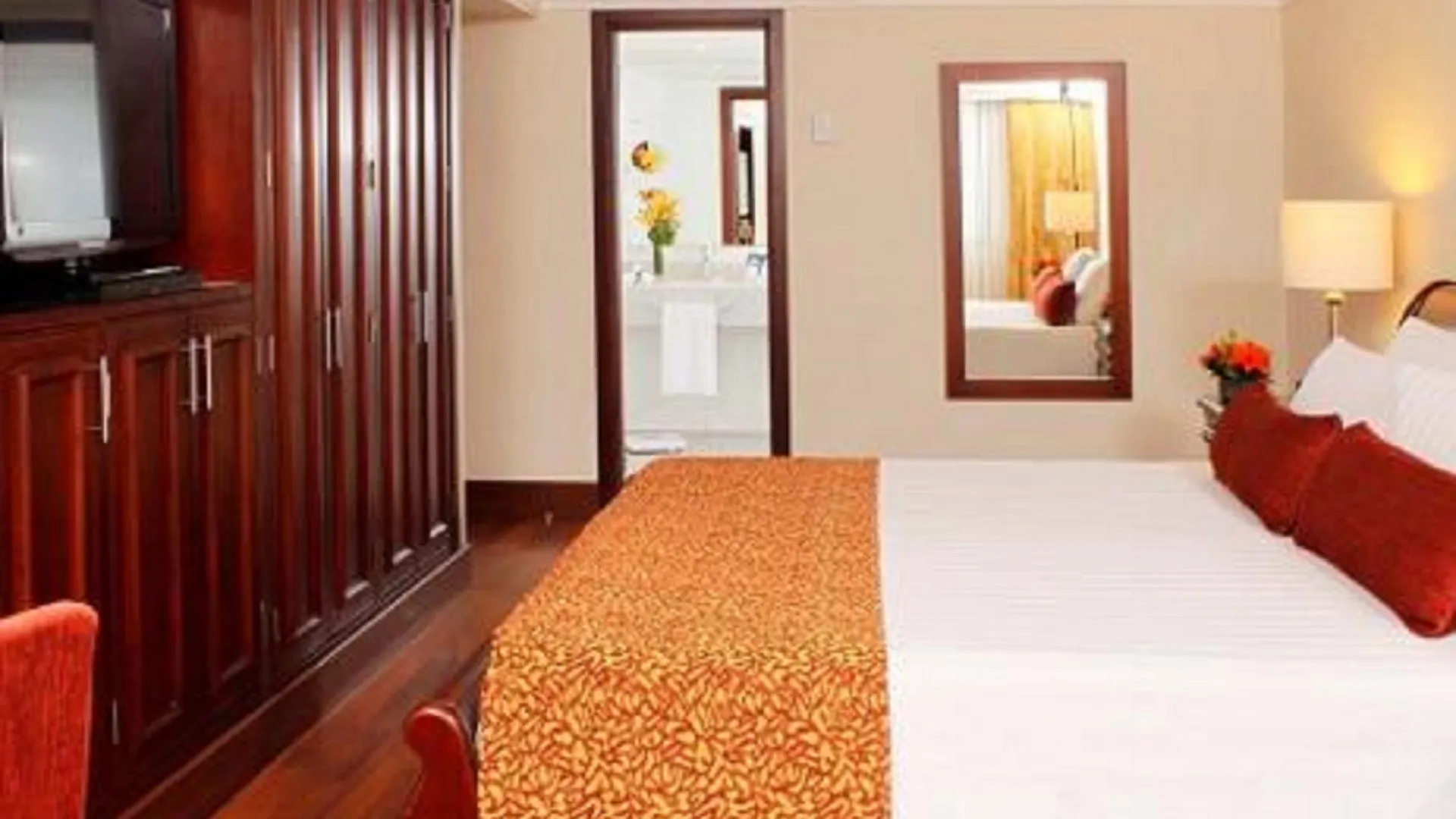 Hotel Estelar La Fontana 보고타 5*,