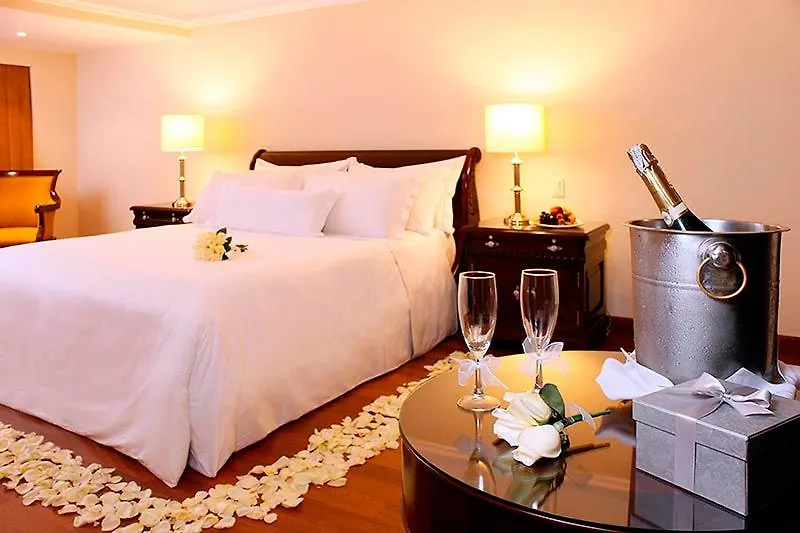Hotel Estelar La Fontana 보고타